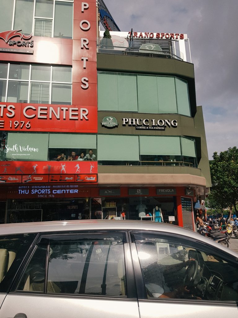 ร้านกาแฟยอดฮิต Phuc Long